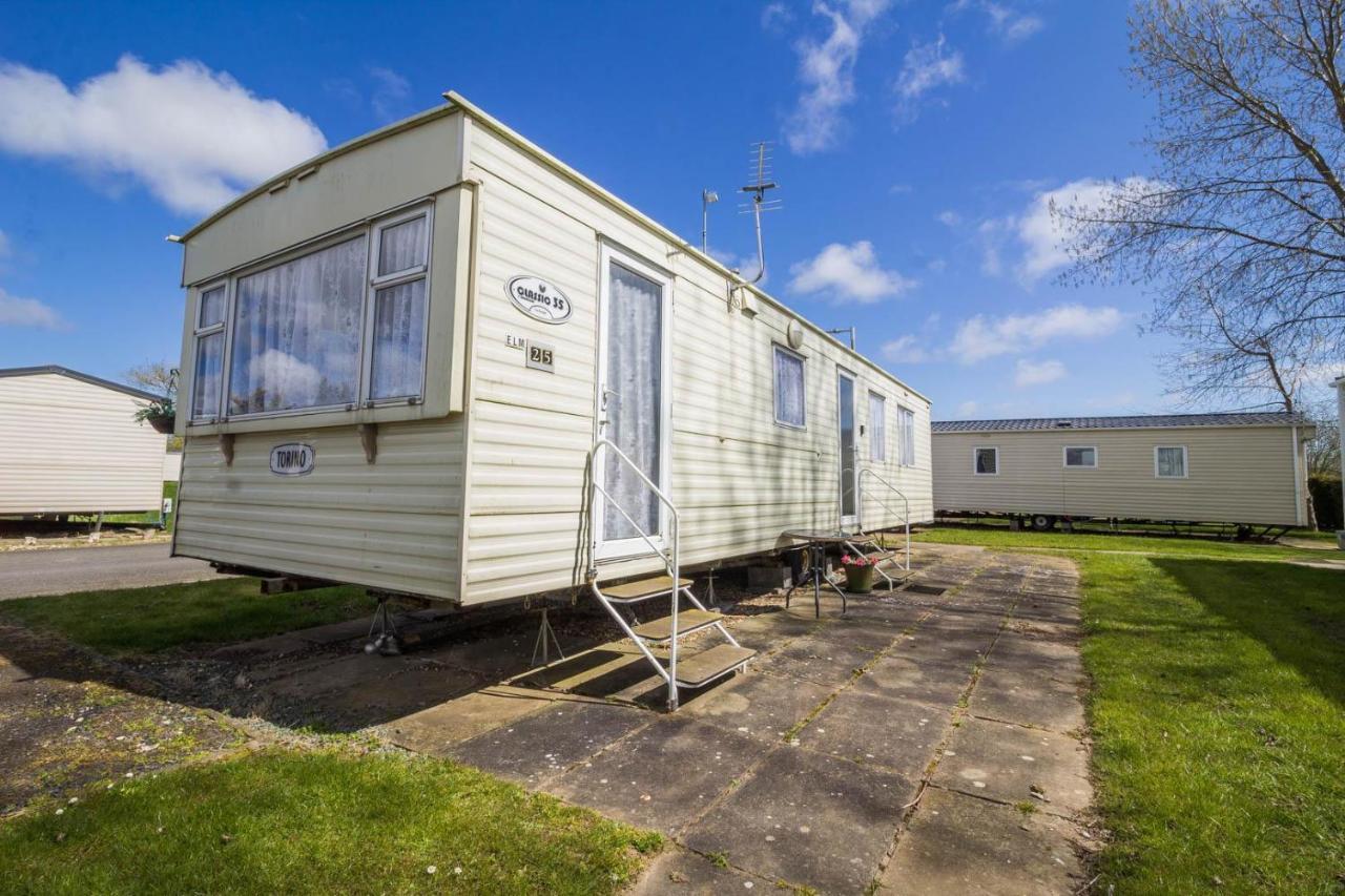 Great 8 Berth Caravan For Hire At Southview Holiday Park In Skegness Ref 33025E Екстер'єр фото